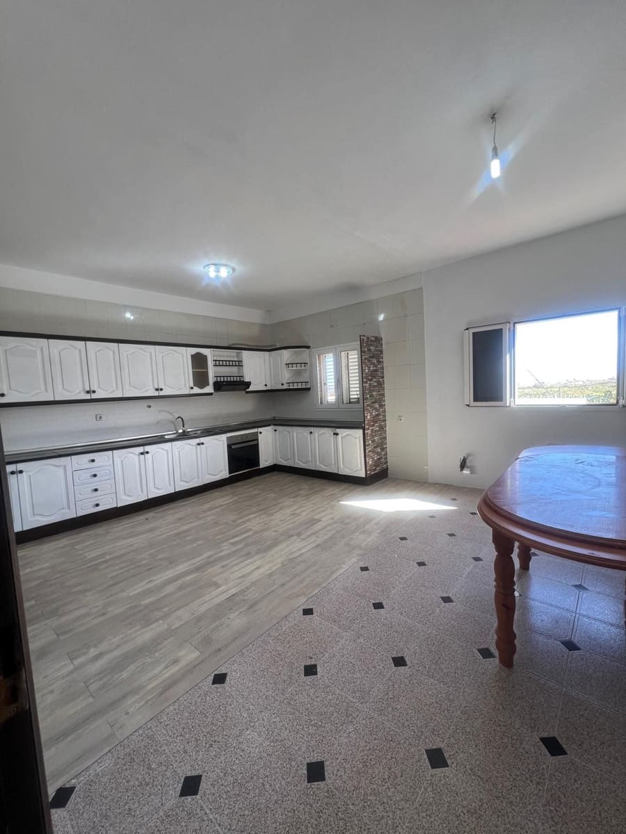 4 soverom Villa til salgs i Triquivijate - € 385 000 (Ref: 9772754)