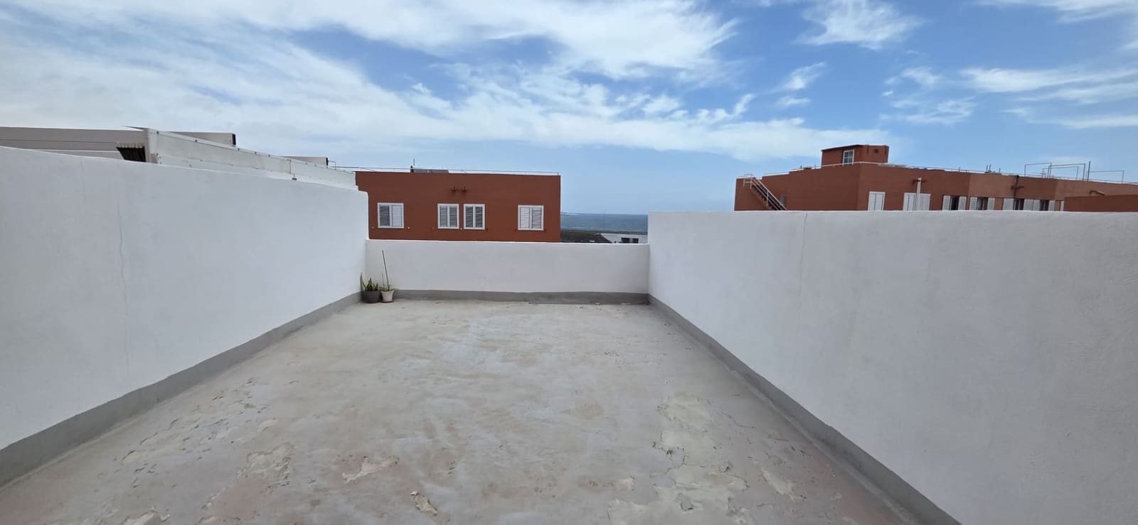 2 makuuhuone Paritalo myytävänä paikassa Puerto del Rosario - 245 000 € (Ref: 9777707)