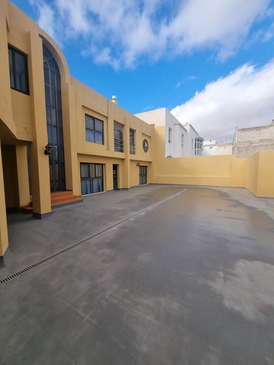 Komercyjne na sprzedaż w Puerto del Rosario - 540 000 € (Ref: 9780193)