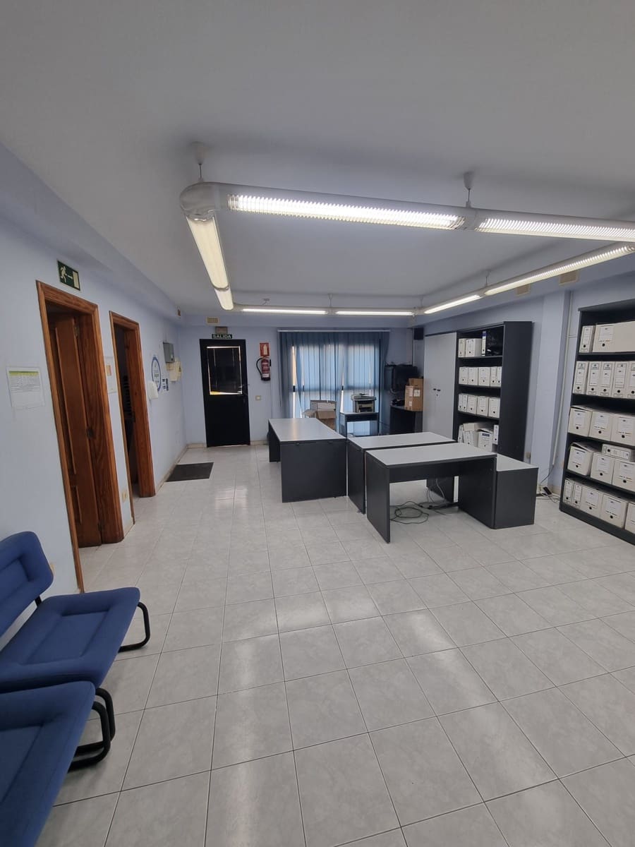 Komercyjne na sprzedaż w Puerto del Rosario - 540 000 € (Ref: 9780193)