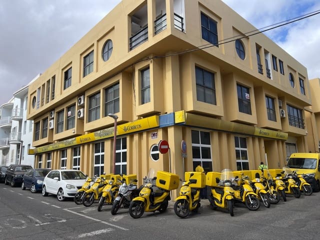 Komercyjne na sprzedaż w Puerto del Rosario - 540 000 € (Ref: 9780193)