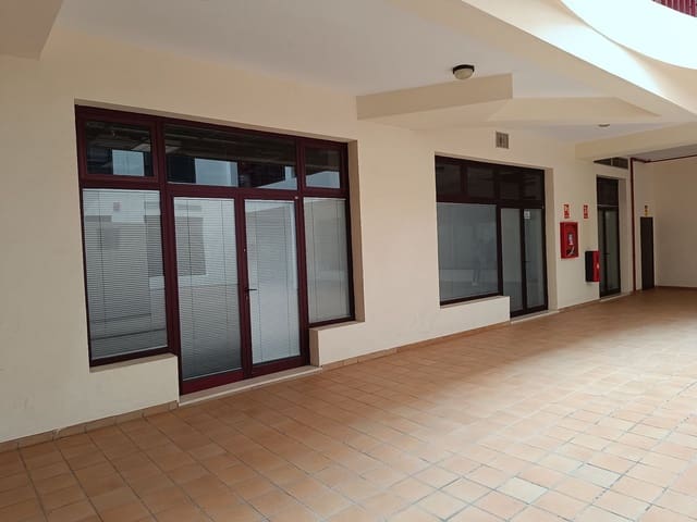 Kommersiell til salgs i Santa Cruz de Tenerife - € 1 100 000 (Ref: 9788054)