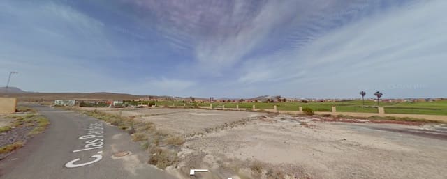 Grond te koop in Caleta de Fuste, Antigua - € 145.000 (Ref: 9796852)