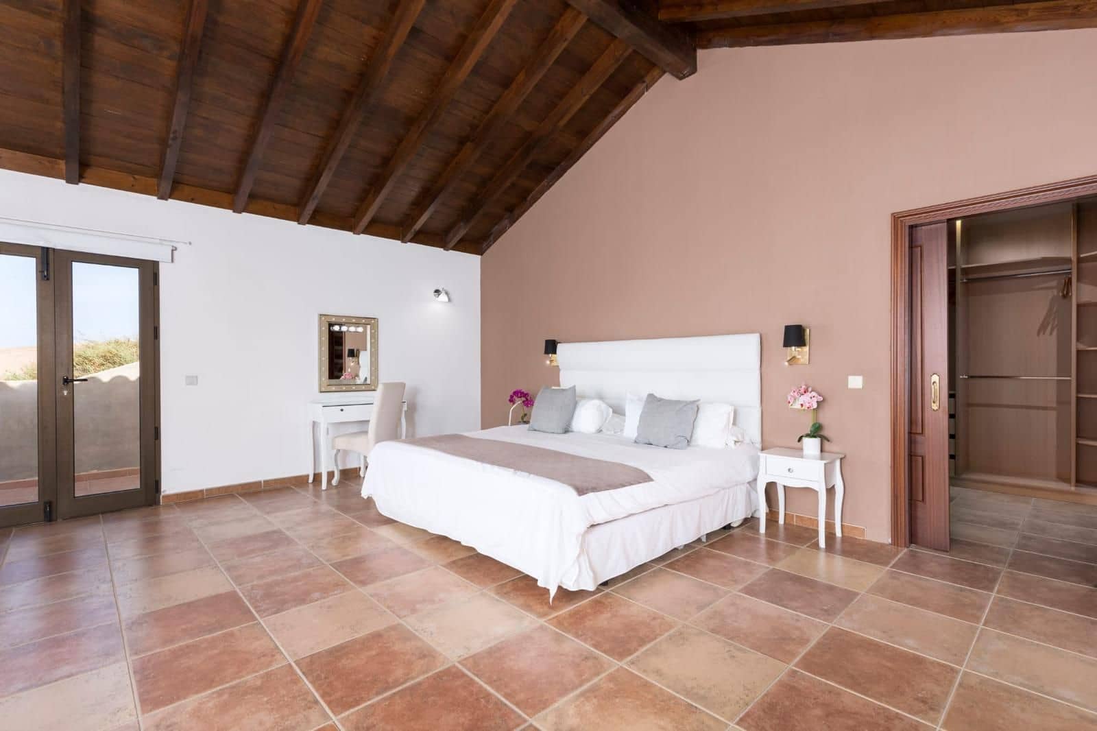 4 soveværelse Villa til salg i Pajara med swimmingpool garage - € 990.000 (Ref: 9798885)