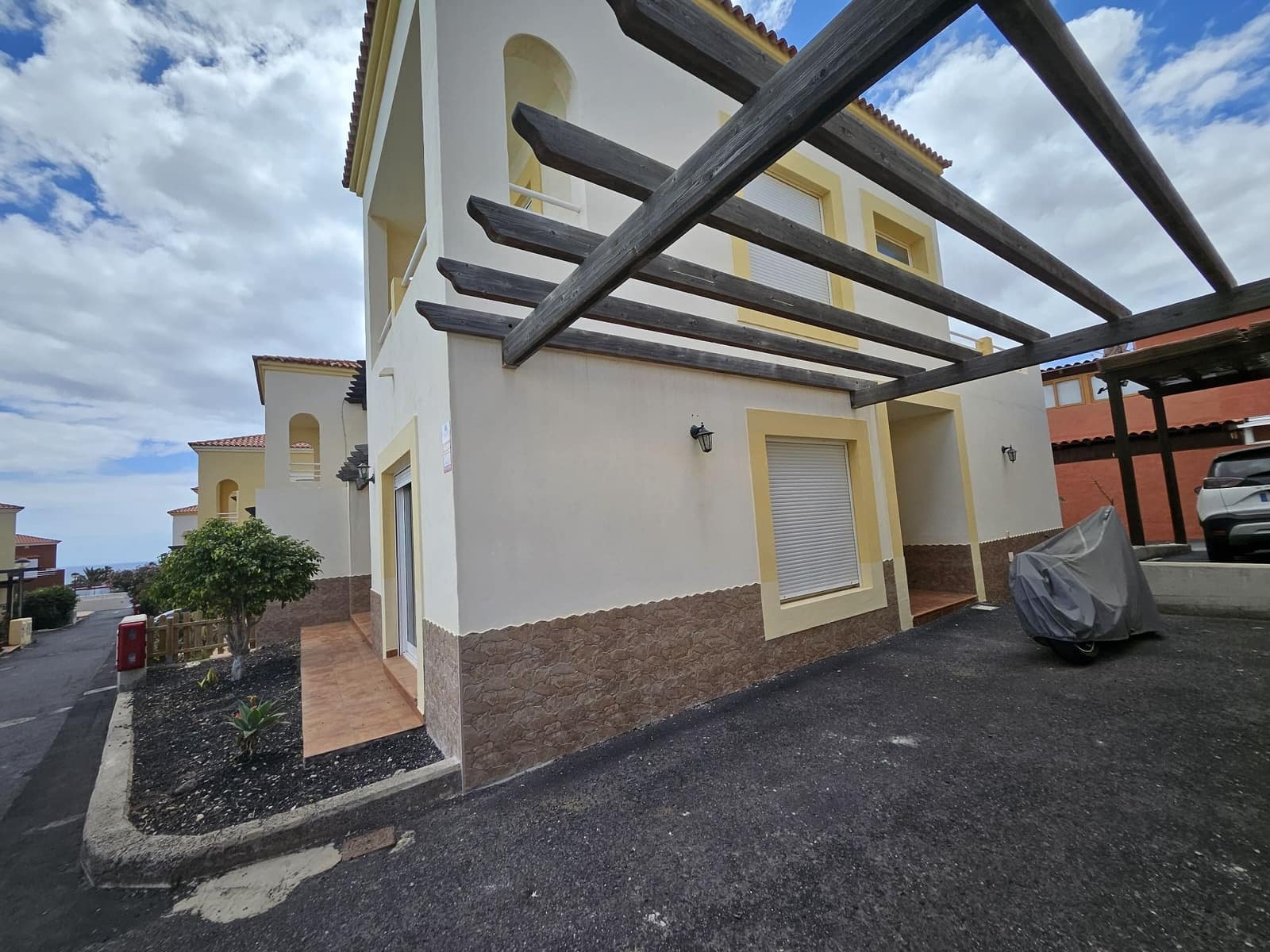 3 sovrum Hus till salu i Caleta de Fuste - 350 000 € (Ref: 9807741)