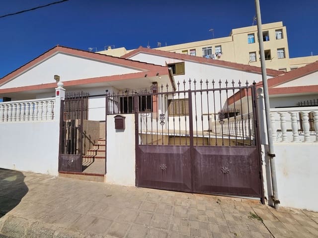 4 makuuhuone Huvila myytävänä paikassa Puerto del Rosario - 380 000 € (Ref: 9807742)