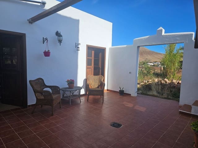7 slaapkamer Villa te koop in Tetir, Puerto del Rosario - € 617.000 (Ref: 9819966)