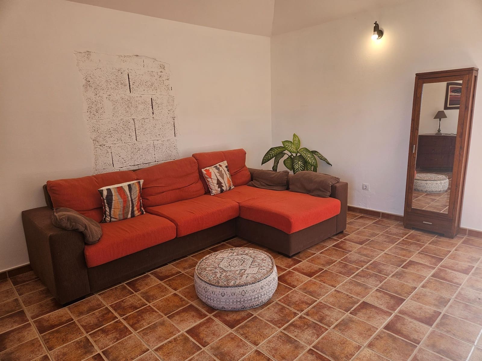 7 bedroom Villa for sale in Tetir - € 617,000 (Ref: 9819966)