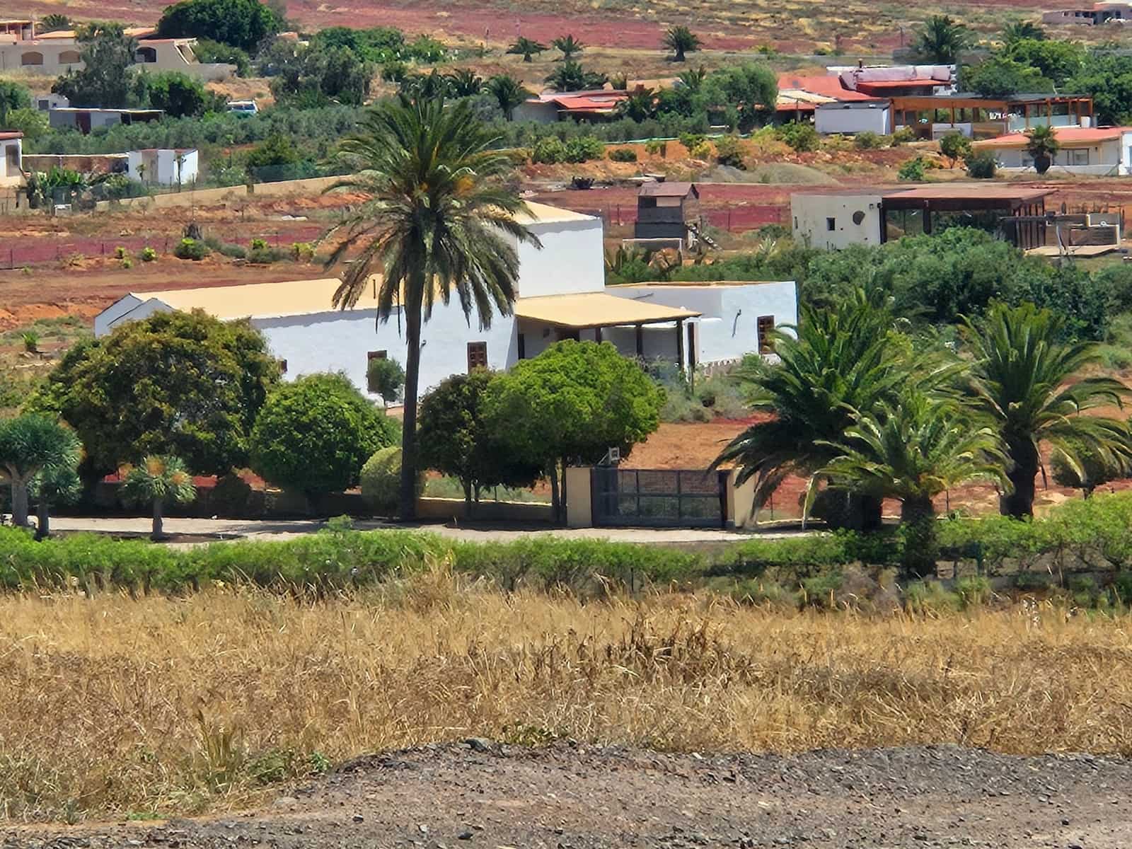 7 bedroom Villa for sale in Tetir - € 617,000 (Ref: 9819966)