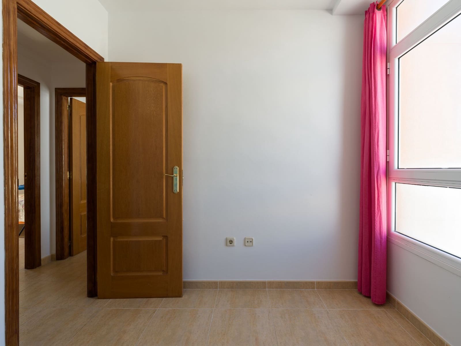 3 bedroom Flat for sale in Corralejo - € 330,000 (Ref: 9821849)