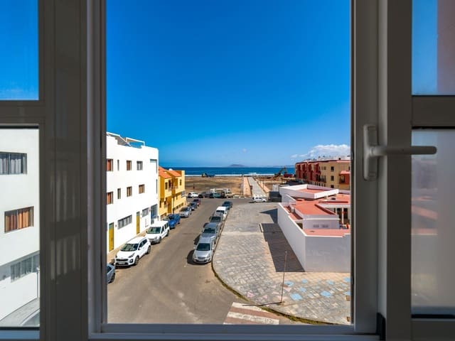 3 soveværelse Lejlighed til salg i Corralejo, La Oliva - € 330.000 (Ref: 9821849)