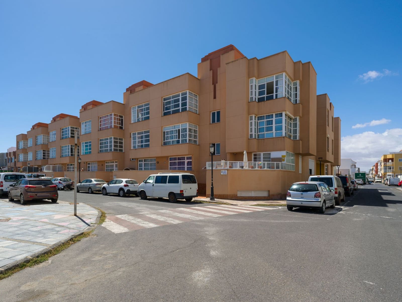 3 bedroom Flat for sale in Corralejo - € 330,000 (Ref: 9821849)