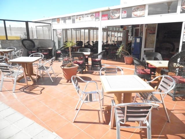 Local Comercial en Costa Calma, Pájara en venta - 425.000 € (Ref: 9821850)