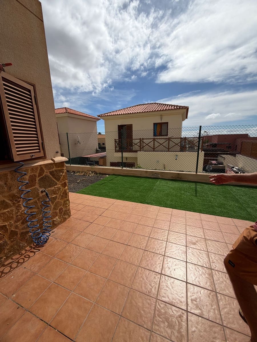 2 bedroom Villa for sale in Tamaragua - € 260,000 (Ref: 9833341)
