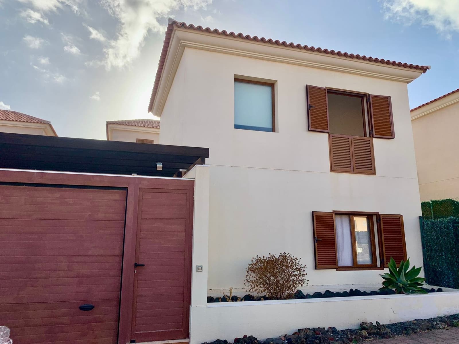 2 bedroom Villa for sale in Tamaragua - € 260,000 (Ref: 9833341)