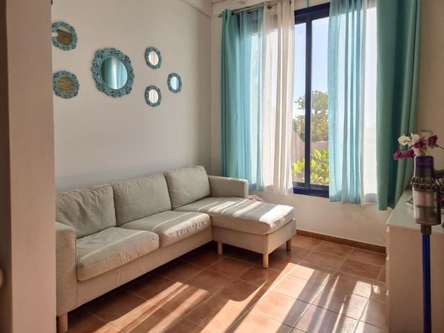 2 bedroom Semi-detached Villa for sale in Caleta de Fuste, Antigua - € 249,000 (Ref: 9835948)