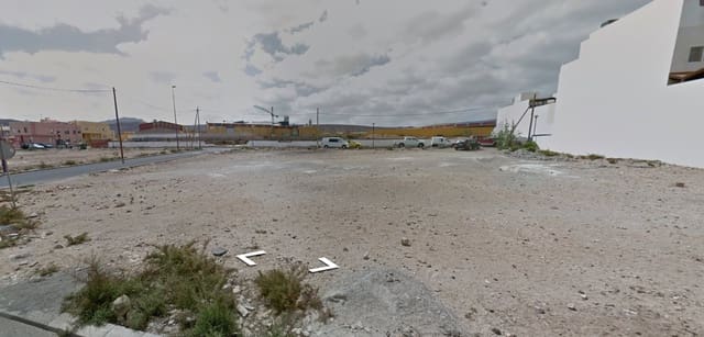 Building Plot for sale in Puerto del Rosario - € 80,000 (Ref: 9835949)