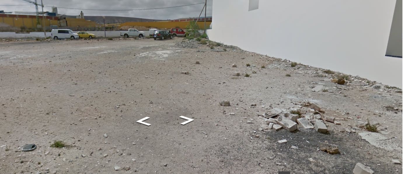 Building Plot for sale in Puerto del Rosario - € 80,000 (Ref: 9835949)