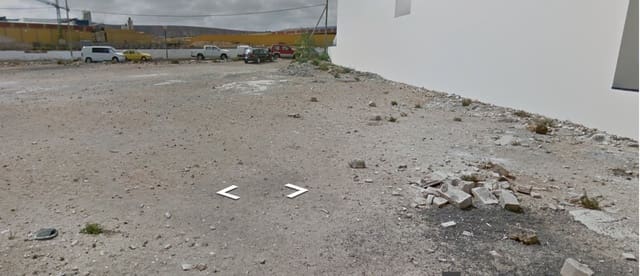 Building Plot for sale in Puerto del Rosario - € 80,000 (Ref: 9835949)