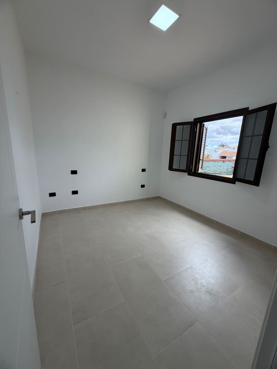 2 bedroom Bungalow for sale in Caleta de Fuste - € 205,000 (Ref: 9838949)