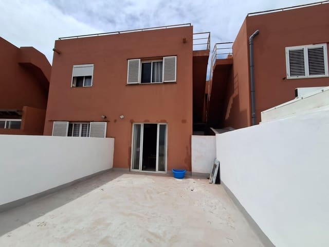 2 bedroom Semi-detached Villa for sale in Puerto del Rosario - € 225,000 (Ref: 9845069)