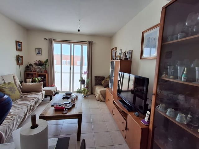 2 bedroom Semi-detached Villa for sale in Puerto del Rosario - € 225,000 (Ref: 9845069)