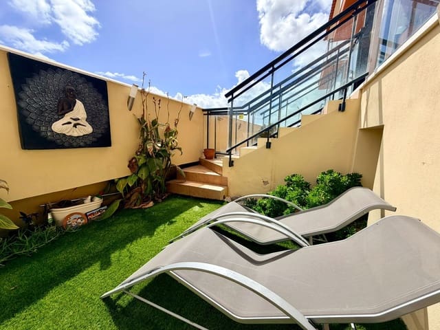 4 soverom Hus til salgs i Caleta de Fuste, Antigua - € 325 000 (Ref: 9864710)