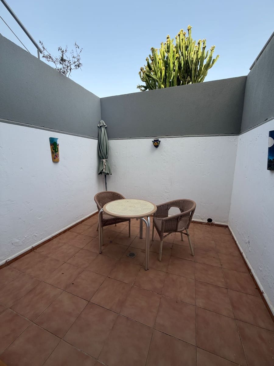 4 bedroom Townhouse for sale in Caleta de Fuste - € 315,000 (Ref: 9864711)