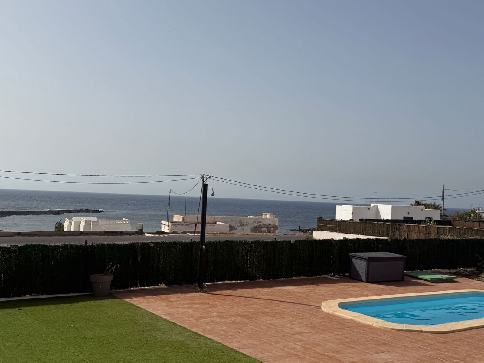 5 bedroom Villa for sale in Antigua - € 1,100,000 (Ref: 9866656)