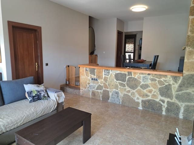 3 soverom Kjedet enebolig til salgs i El Matorral, Puerto del Rosario - € 283 500 (Ref: 9868269)