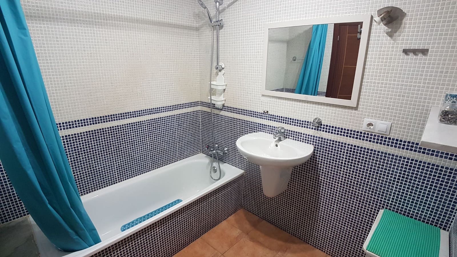 3 bedroom Townhouse for sale in Corralejo with garage - € 310,000 (Ref: 9877984)