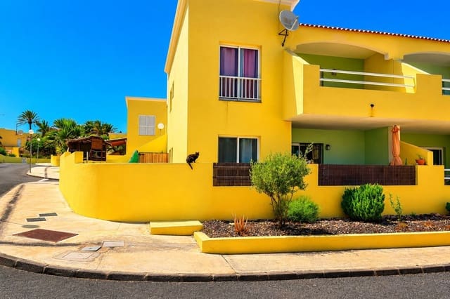2 bedroom Flat for sale in Costa Calma, Pájara with pool - € 229,000 (Ref: 9889900)