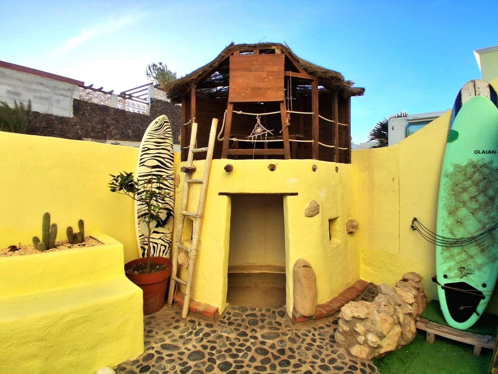 2 bedroom Flat for sale in Costa Calma with pool - € 229,000 (Ref: 9889900)