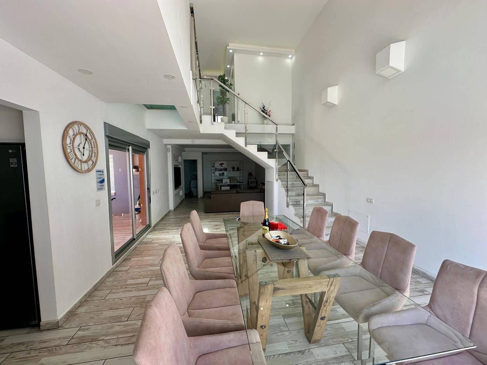 5 chambre Villa/Maison à vendre à Antigua - 655 000 € (Ref: 9939470)