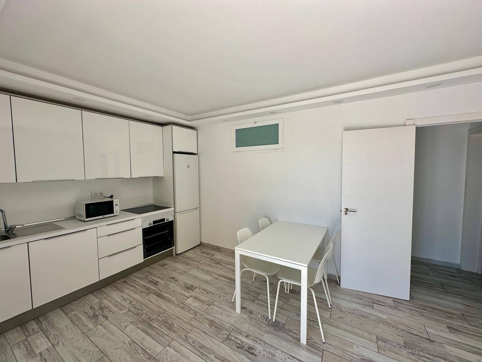 5 chambre Villa/Maison à vendre à Antigua - 655 000 € (Ref: 9939470)