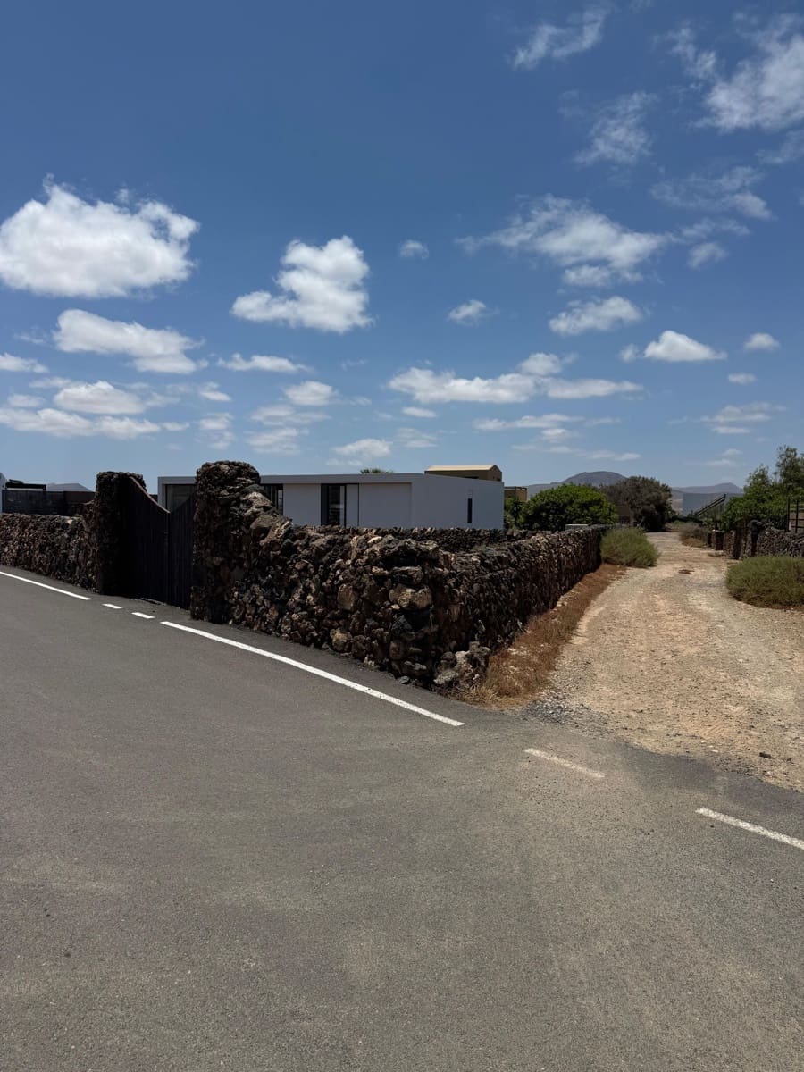 Undeveloped Land for sale in Lajares - € 485,000 (Ref: 9953795)