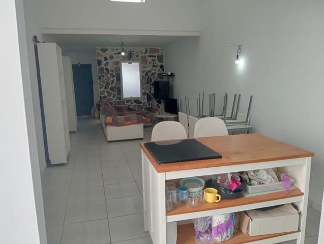 2 Zimmer Apartment zu verkaufen in Costa de Antigua, Antigua - 180.000 € (Ref: 9974715)