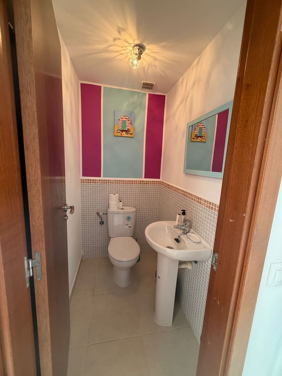 4 sovrum Hus till salu i Caleta de Fuste - 299 000 € (Ref: 9996684)