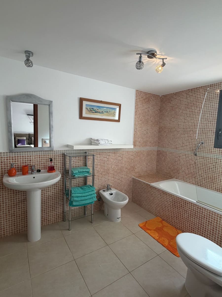 4 sovrum Hus till salu i Caleta de Fuste - 299 000 € (Ref: 9996684)
