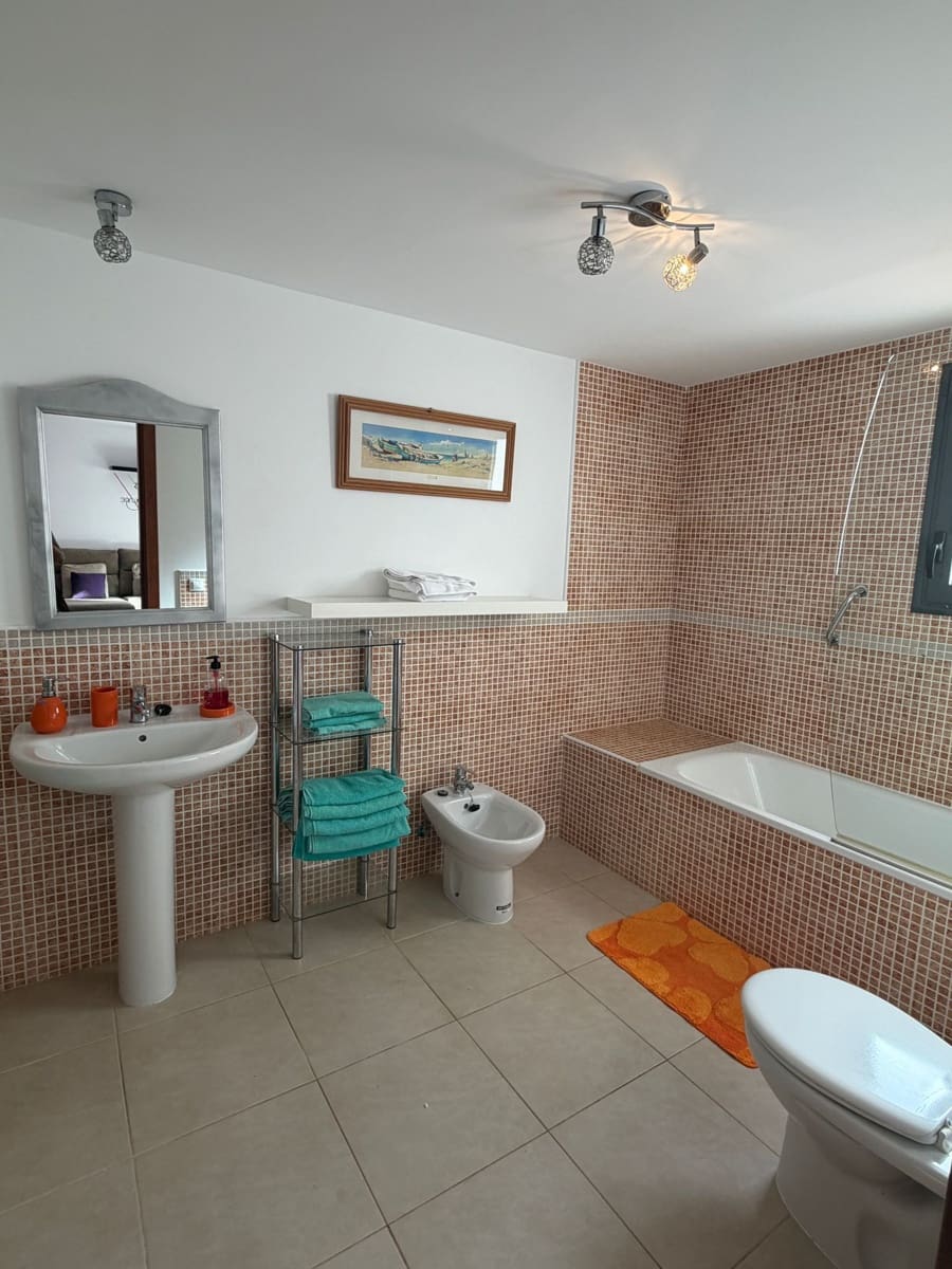 4 sovrum Hus till salu i Caleta de Fuste - 299 000 € (Ref: 9996684)