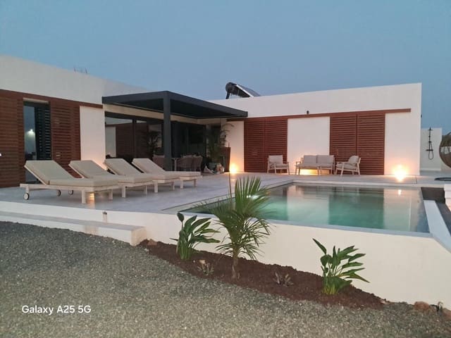 3 quarto Moradia para venda em El Roque, La Oliva - 1 100 000 € (Ref: 9998126)
