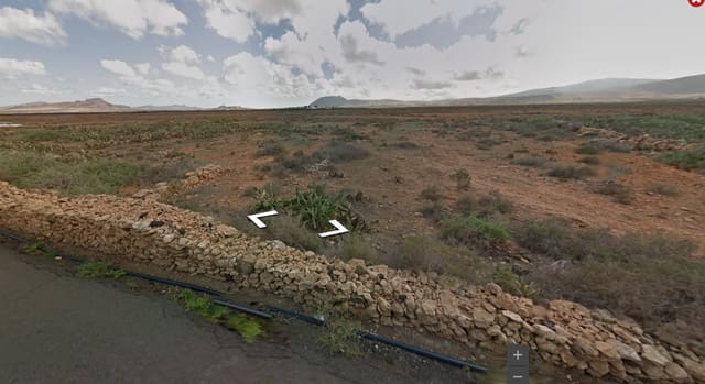 Terreno Non Edificato in vendita in Antigua - 120.000 € (Rif: 9998129)
