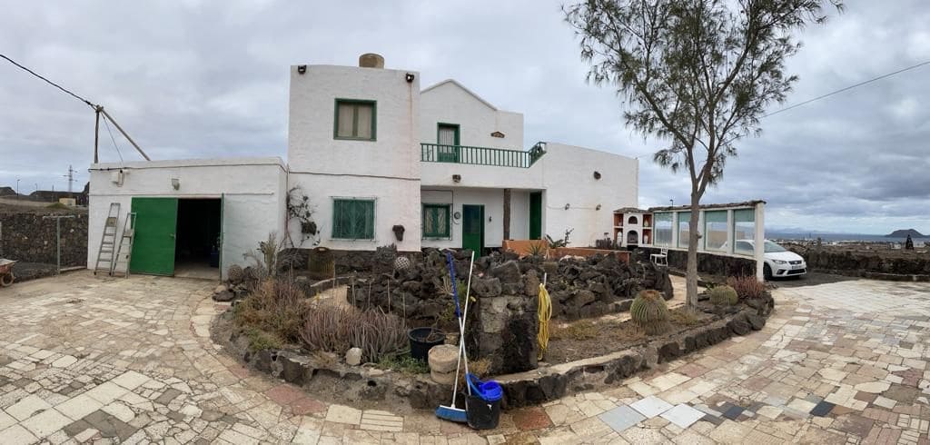 6 soveværelse Villa til salg i Corralejo - € 1.200.000 (Ref: 8122217)