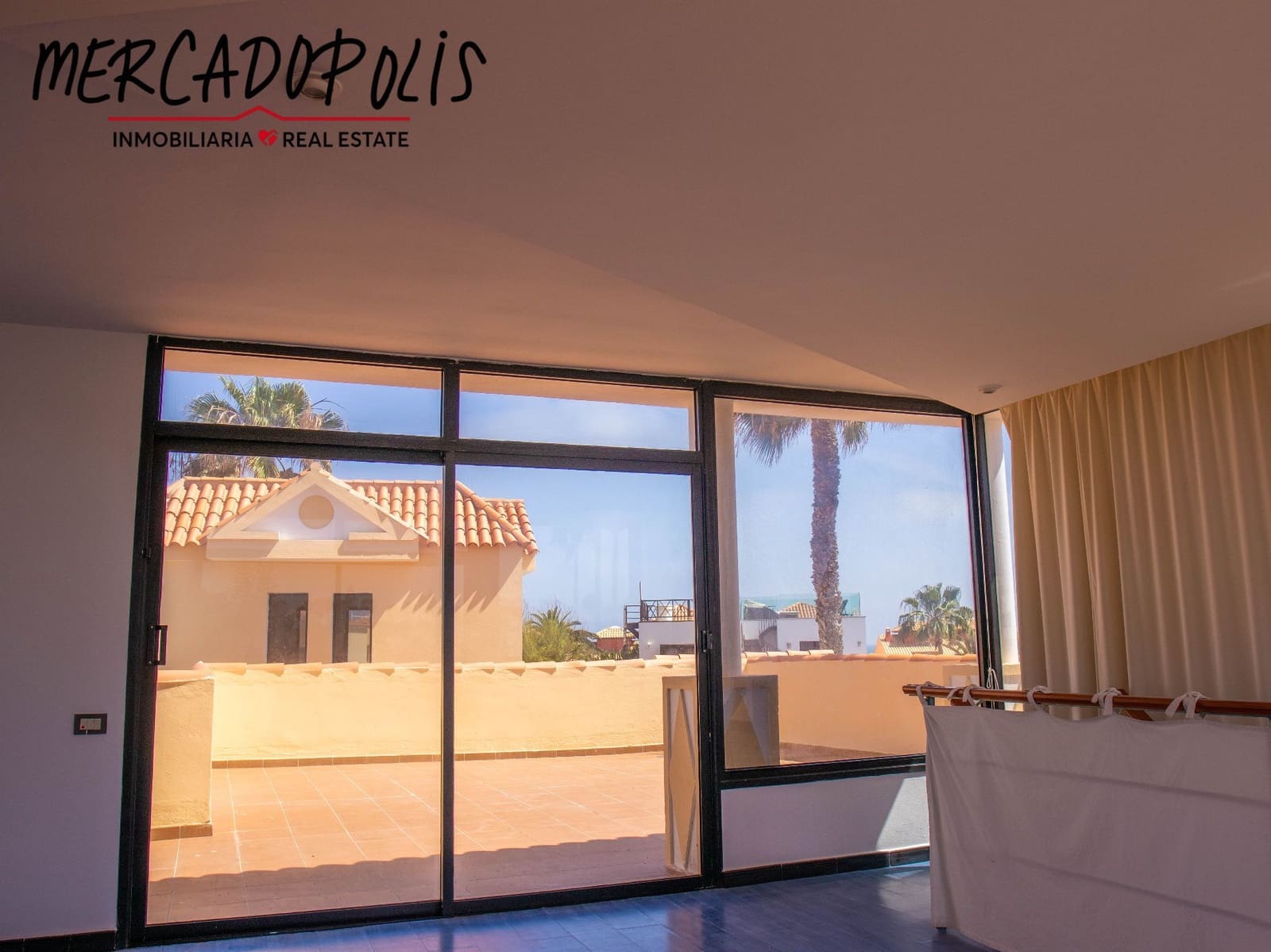 5 soveværelse Villa til salg i Corralejo med swimmingpool garage - € 1.780.000 (Ref: 8169519)