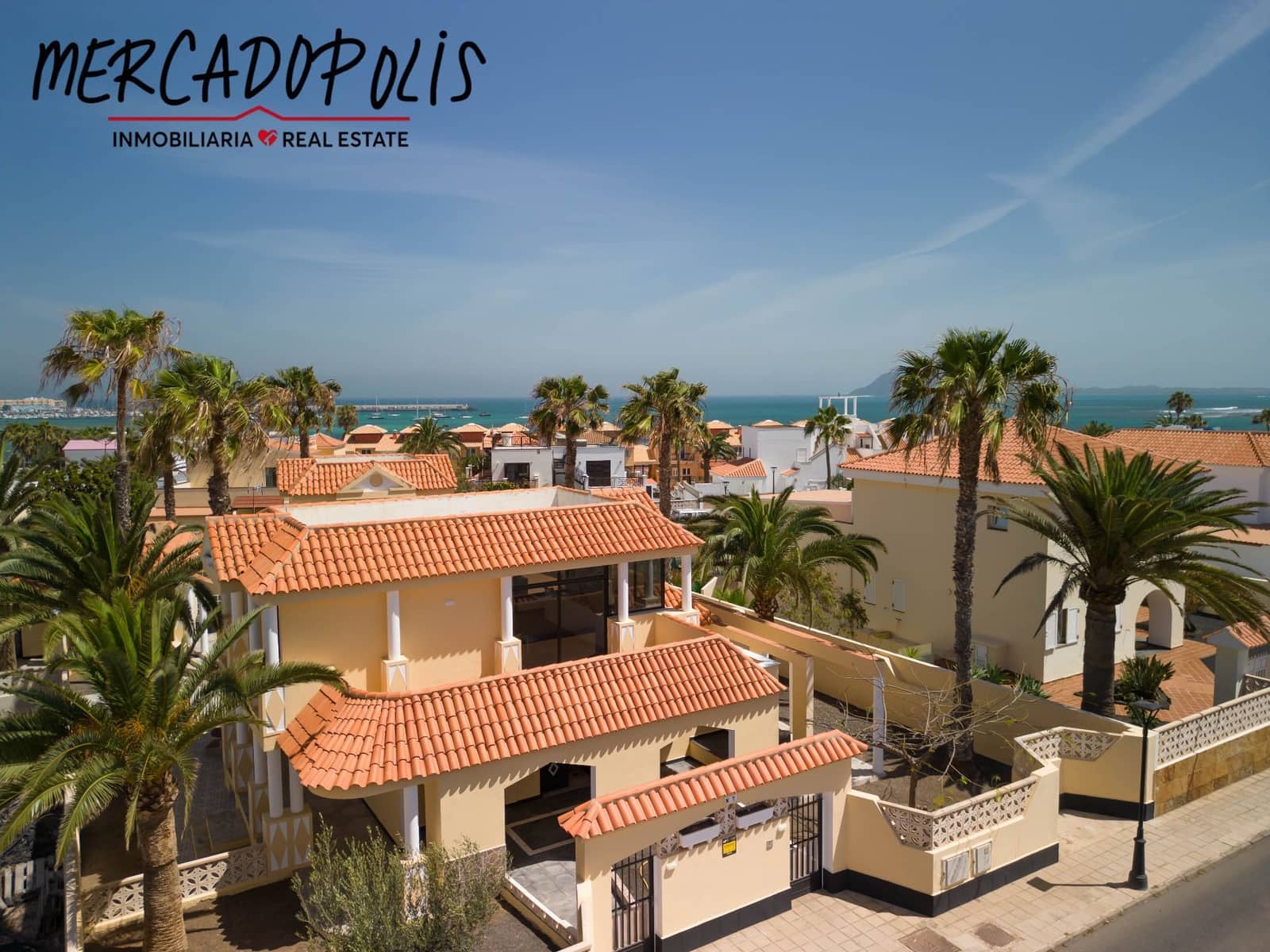 5 soveværelse Villa til salg i Corralejo med swimmingpool garage - € 1.780.000 (Ref: 8169519)