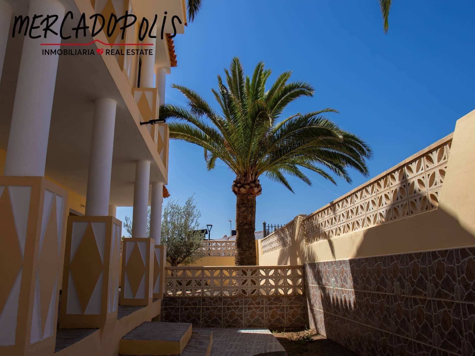 5 soveværelse Villa til salg i Corralejo med swimmingpool garage - € 1.780.000 (Ref: 8169519)