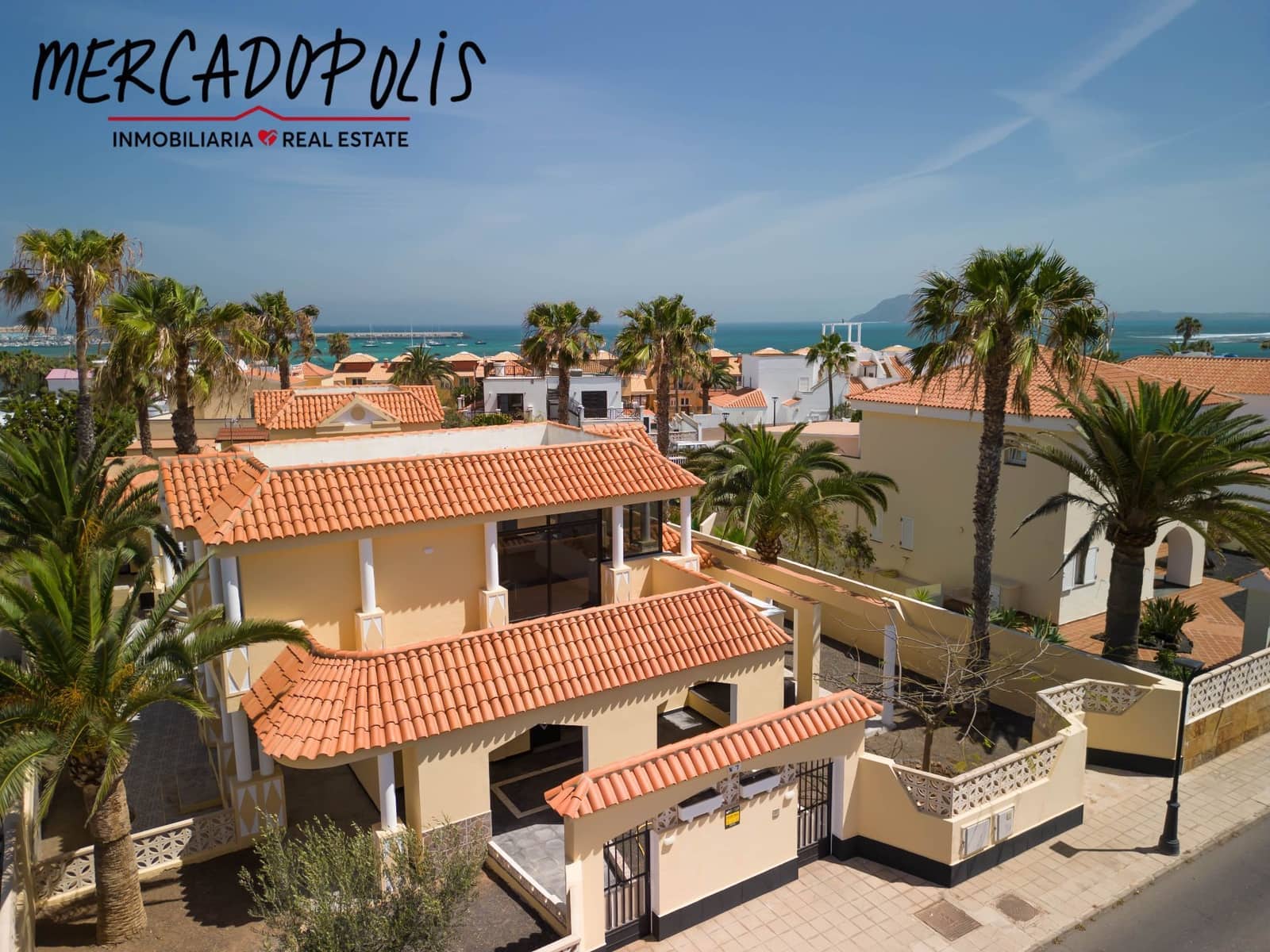 5 soveværelse Villa til salg i Corralejo med swimmingpool garage - € 1.780.000 (Ref: 8169519)