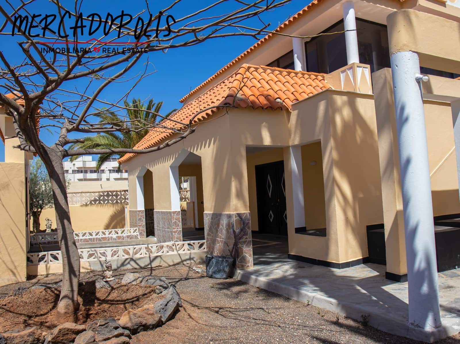 5 soveværelse Villa til salg i Corralejo med swimmingpool garage - € 1.780.000 (Ref: 8169519)