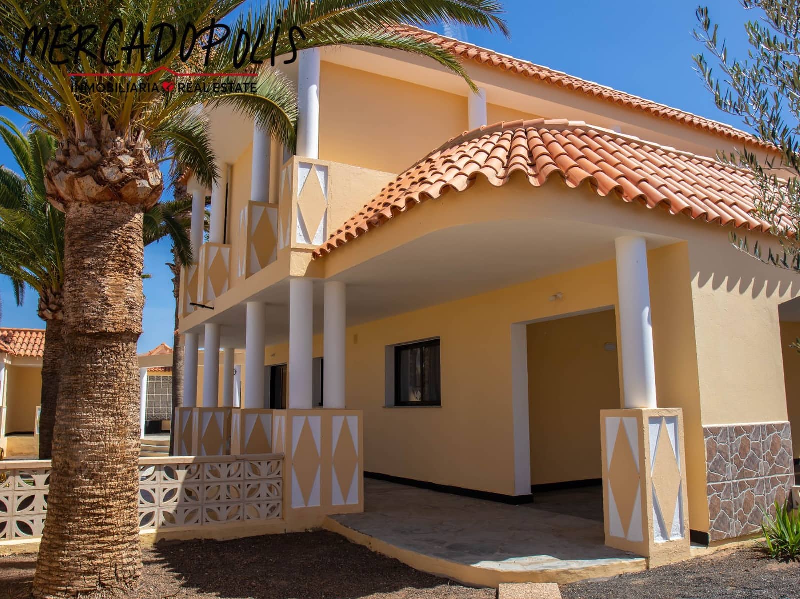 5 soveværelse Villa til salg i Corralejo med swimmingpool garage - € 1.780.000 (Ref: 8169519)