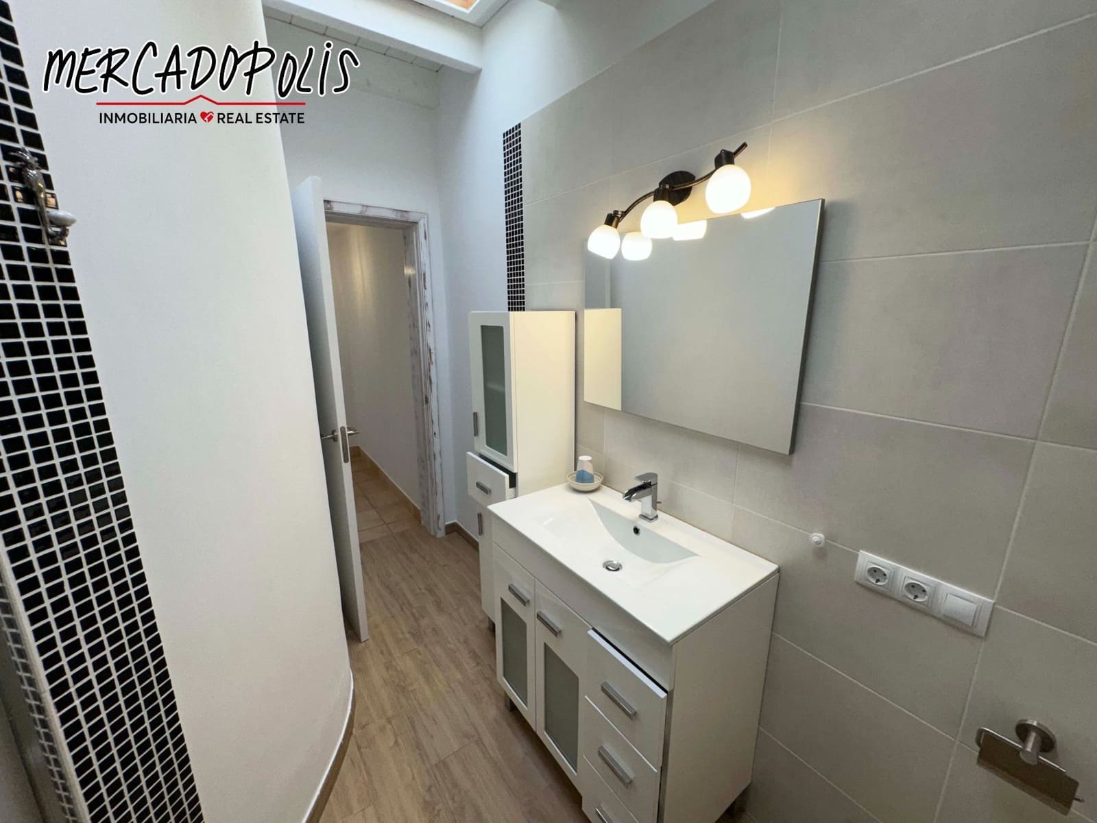 1 soveværelse Villa til salg i Caleta de Fuste med garage - € 245.000 (Ref: 8351854)